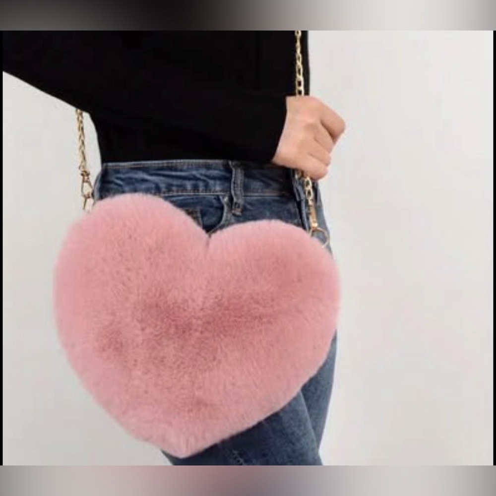 Pink Heart-Shaped Faux Fur Crossbody Bag